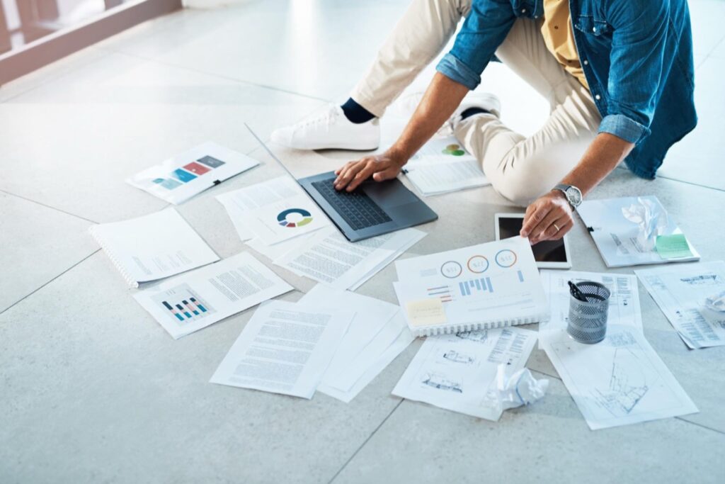 Laptop HP EliteBook 6 G1i 14 o numerze EAN 0199485776170 to propozycja dla osób oczekujących stabilnego i wydajnego narzędzia pracy.